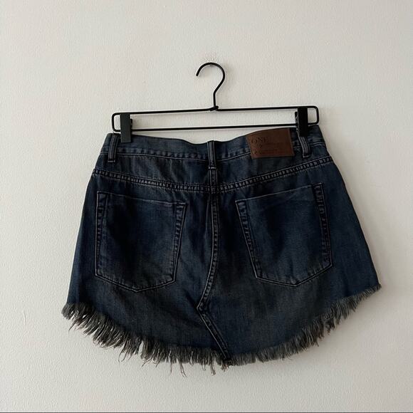 One Teaspoon Junkyard Relaxed Denim Mini Skirt in Fox Black - Picture 5 of 7